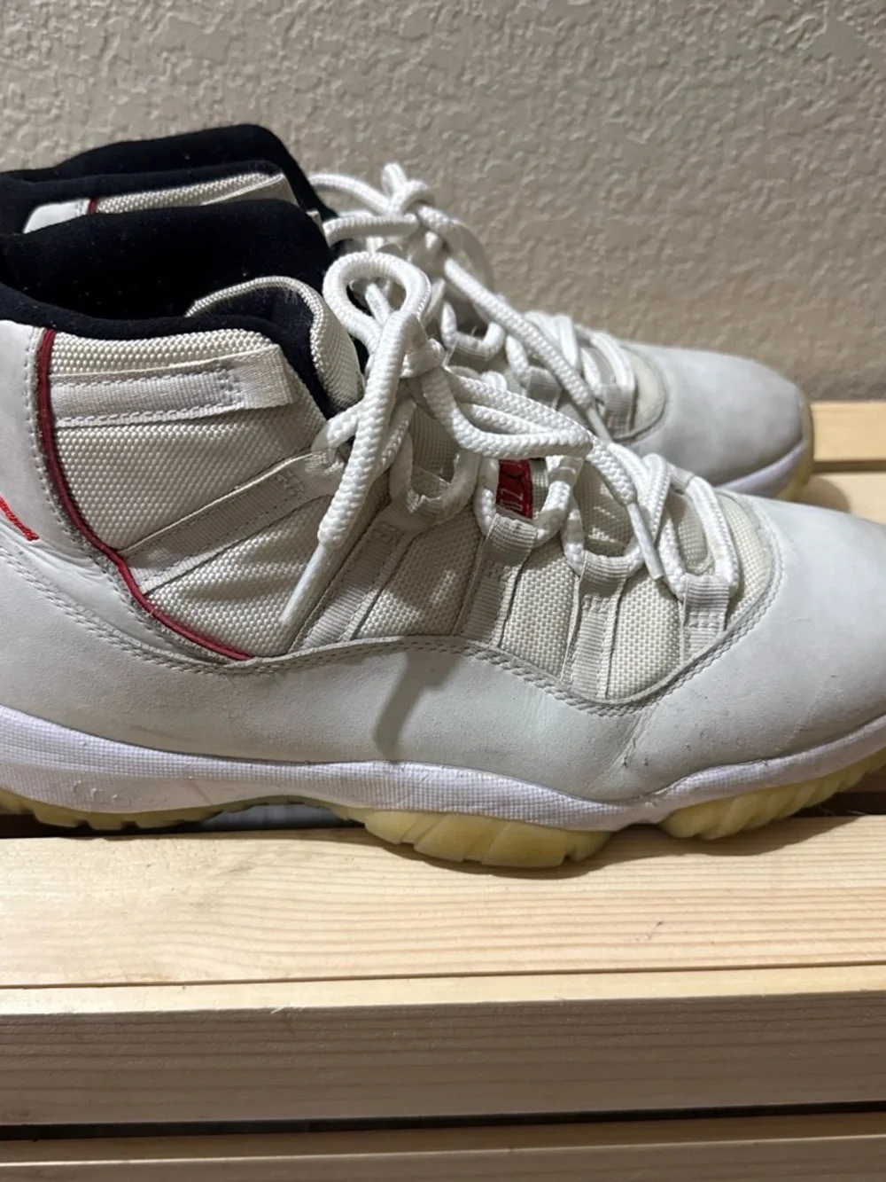 Nike Air Jordan 11 Mid platinum tints